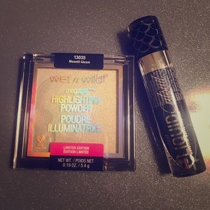 3/$10!Wet n Wild Moonlit Gleam Highlight w/Bonus🌟